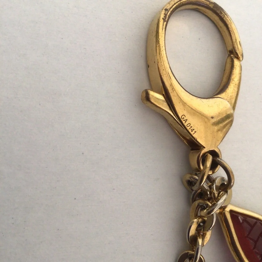 LOUIS VUITTON RED RESIN MOSAIC MONOGRAM FLOWER BAG CHARM